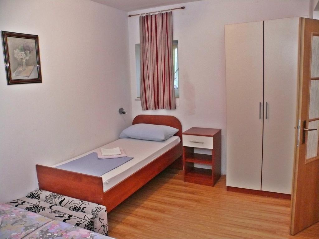 Apartments Panonija Novalja Luaran gambar