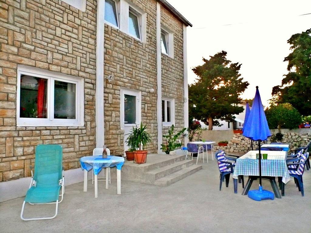 Apartments Panonija Novalja Luaran gambar